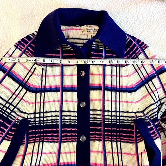 Vintage Poncho by Banff “Sweater Bee” Woman’s Small/Medium - Picture 8 of 9
